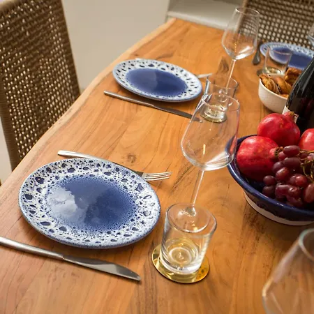 Laila * Ιαλυσός Ρόδος